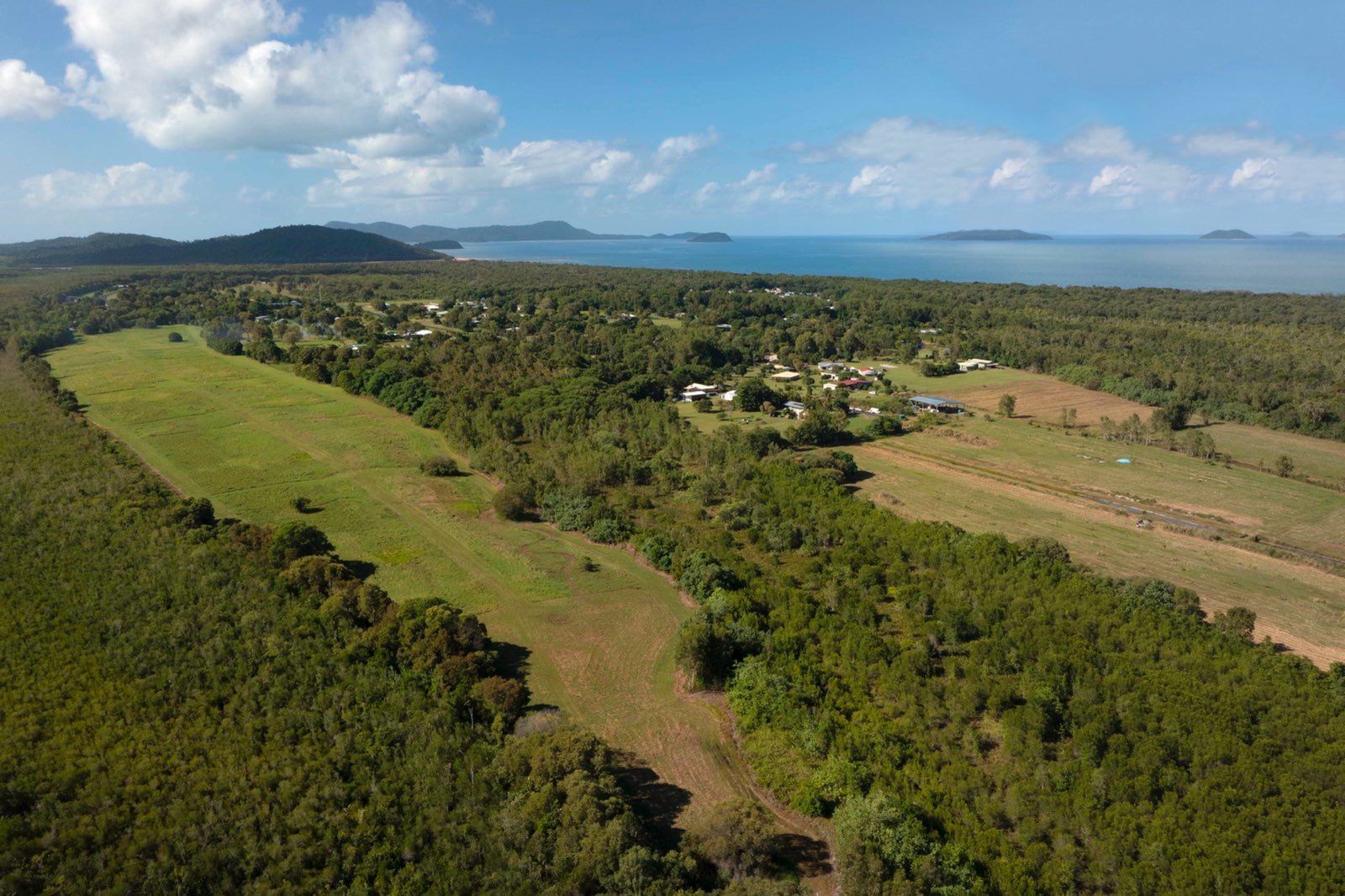 Tully Heads, Queensland, Australia - TownFind.com